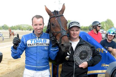 Derbystoet Ehrung