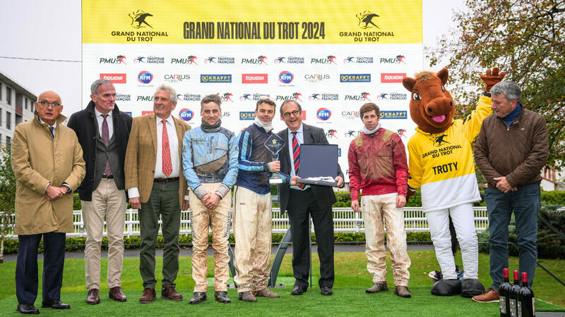 podium-gnt201124-673df9974ca01179034185