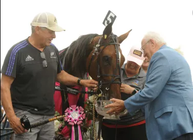 Screenshot 2021-08-08 at 21-08-19 hambletonian oaks – Google Suche