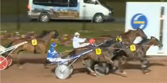 Screenshot 2021-08-12 at 11-26-47 Valzer subito coinvolgente