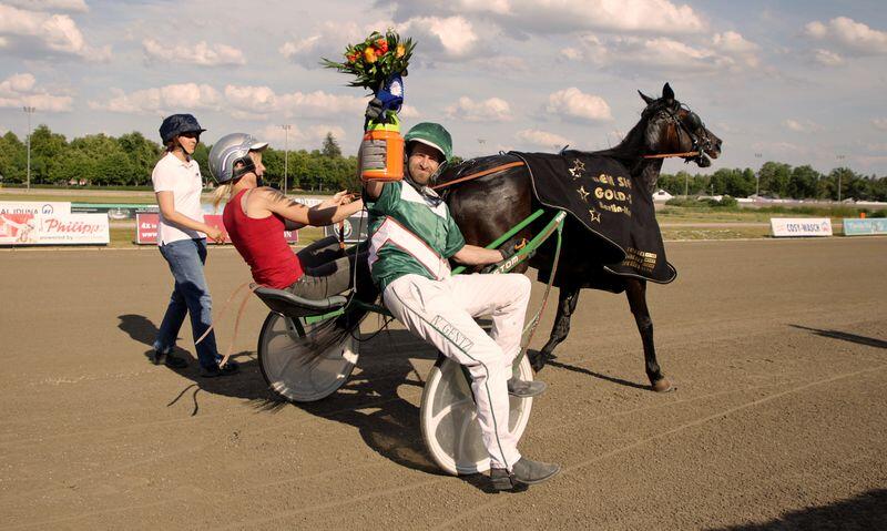 Victor Gentz und Major Ass Foto Marius Schwarz